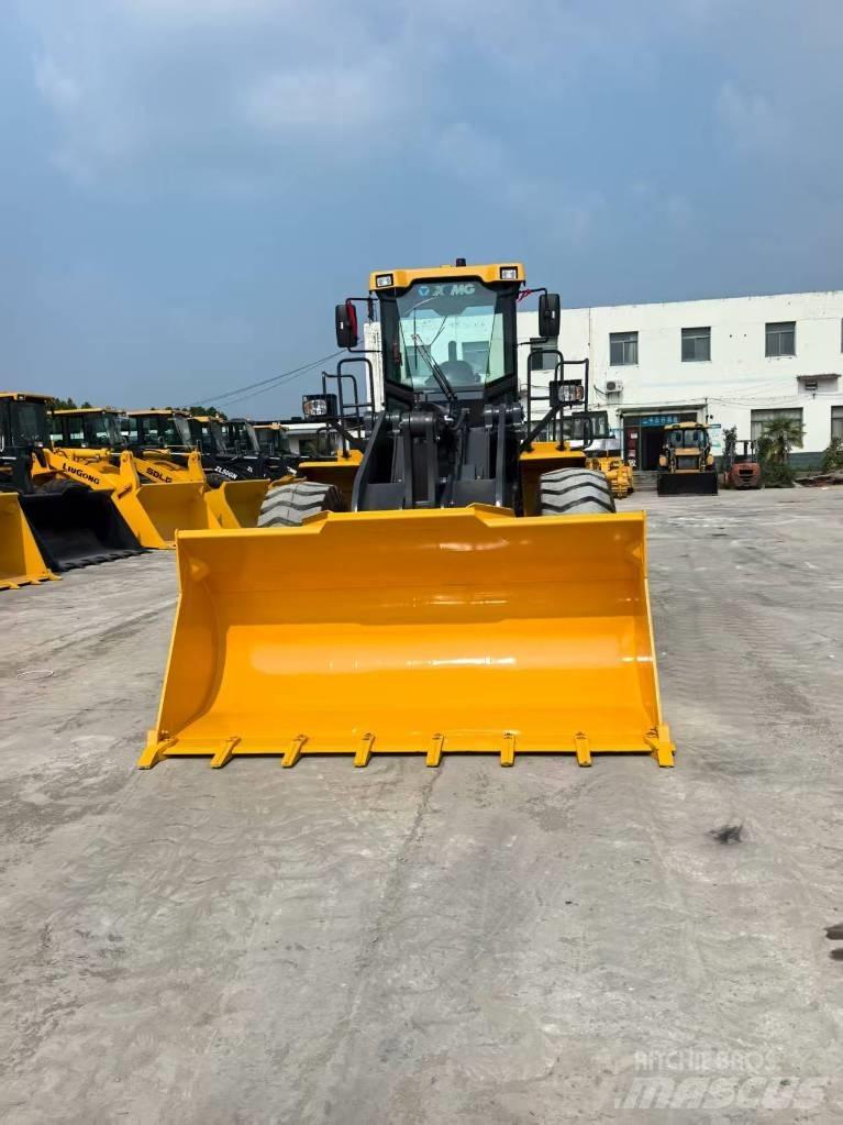 XCMG ZL 50 GN لوادر بعجل