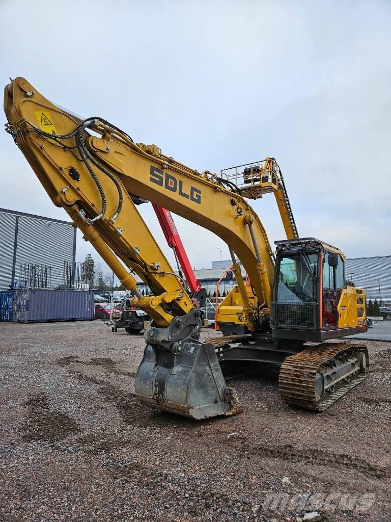 SDLG E6215H حفارات زحافة