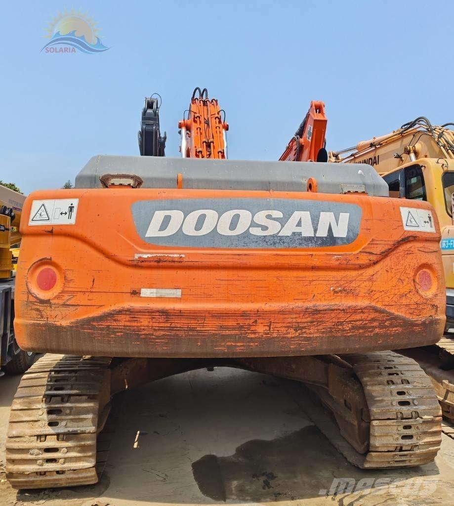 Doosan DX 300 LC حفارات زحافة