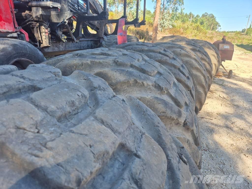 Nokian FOREST KING الإطارات والعجلات والحافات