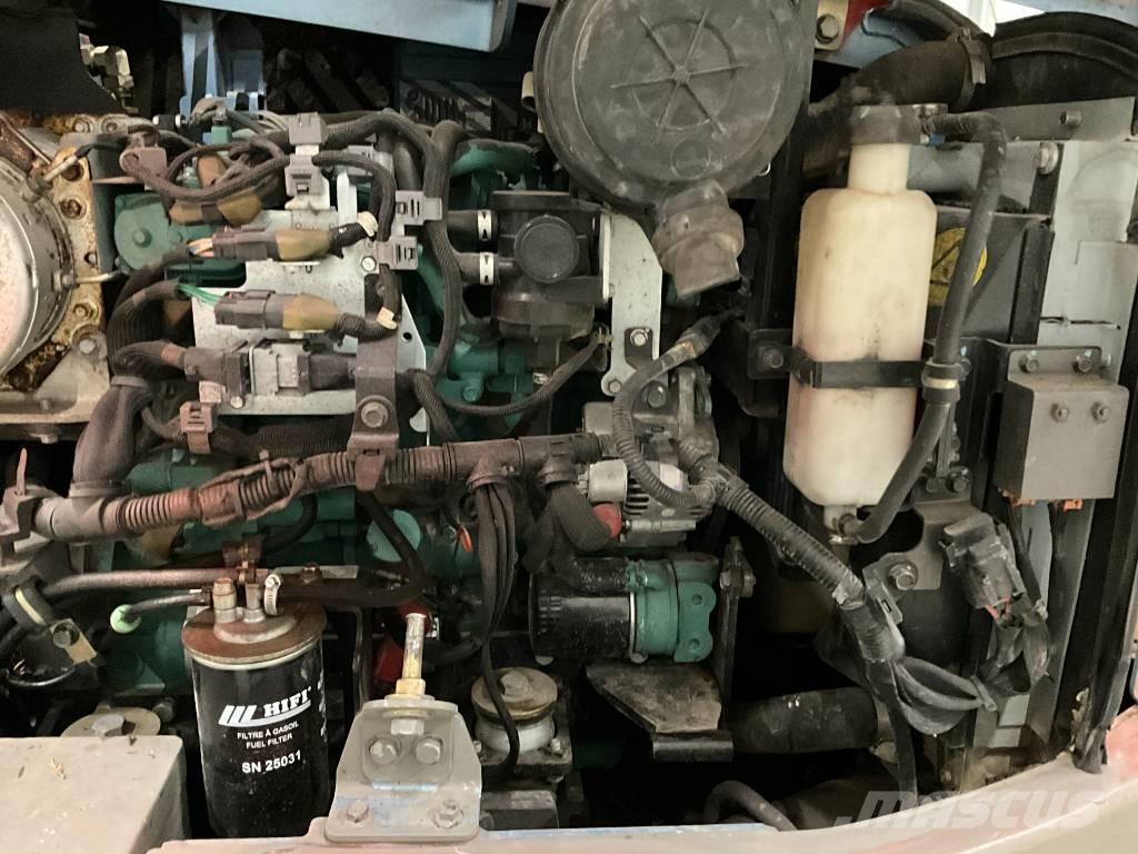 Volvo ECR 88 D حفارات وسط 7 طن - 12 طن