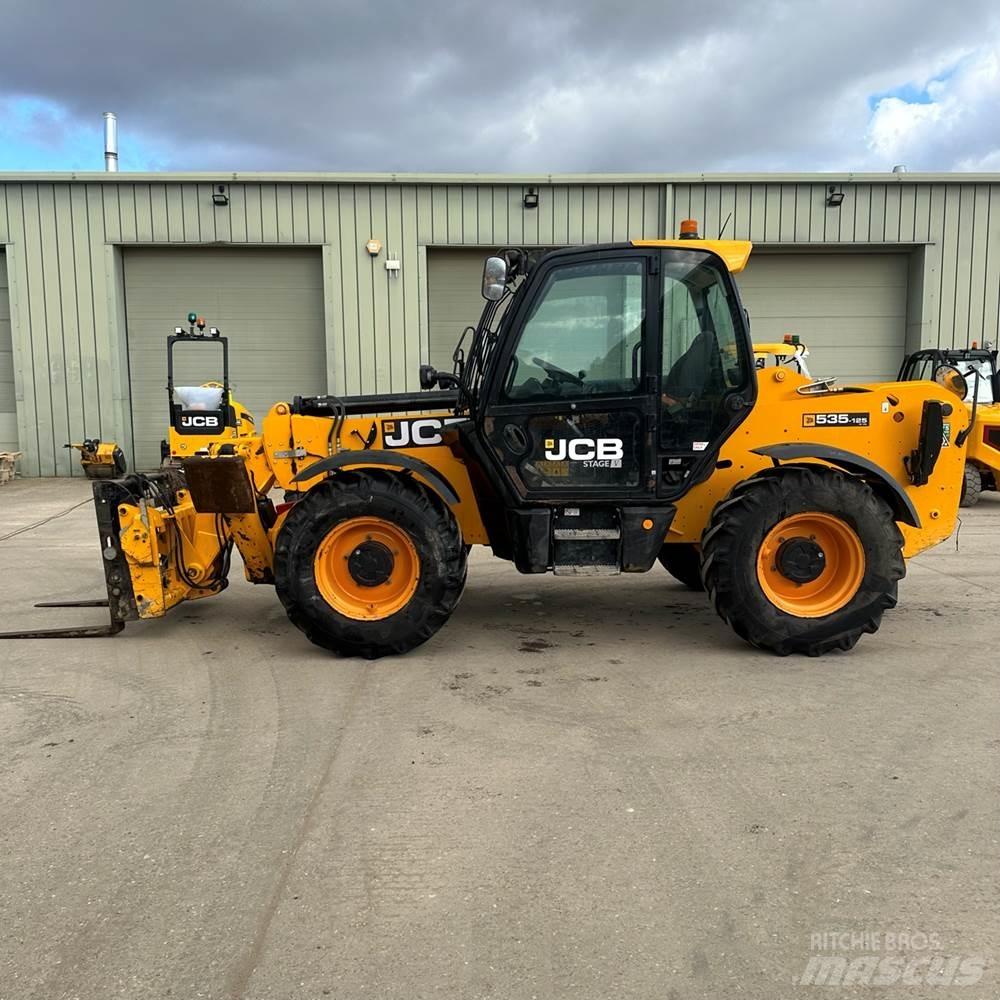 JCB 535-125 مناولات متداخلة