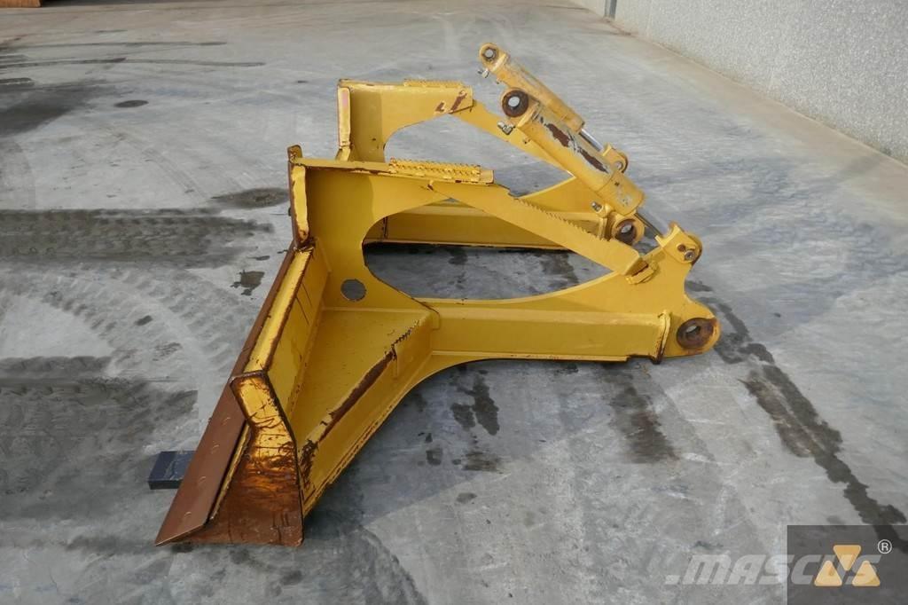 CAT Skidder blade نصول