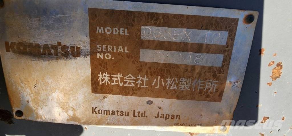 Komatsu D 65 EX 12 بلدوزرات مجنزرة