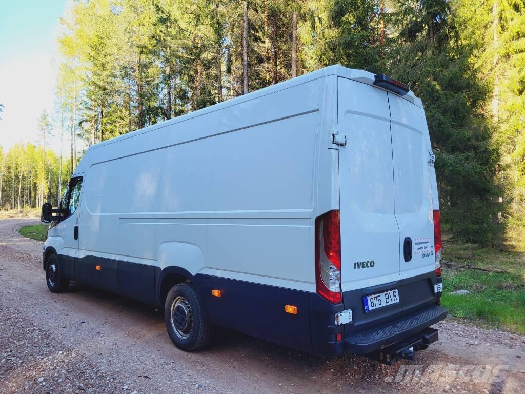 Iveco Daily 35 S15 شاحنة مقفلة