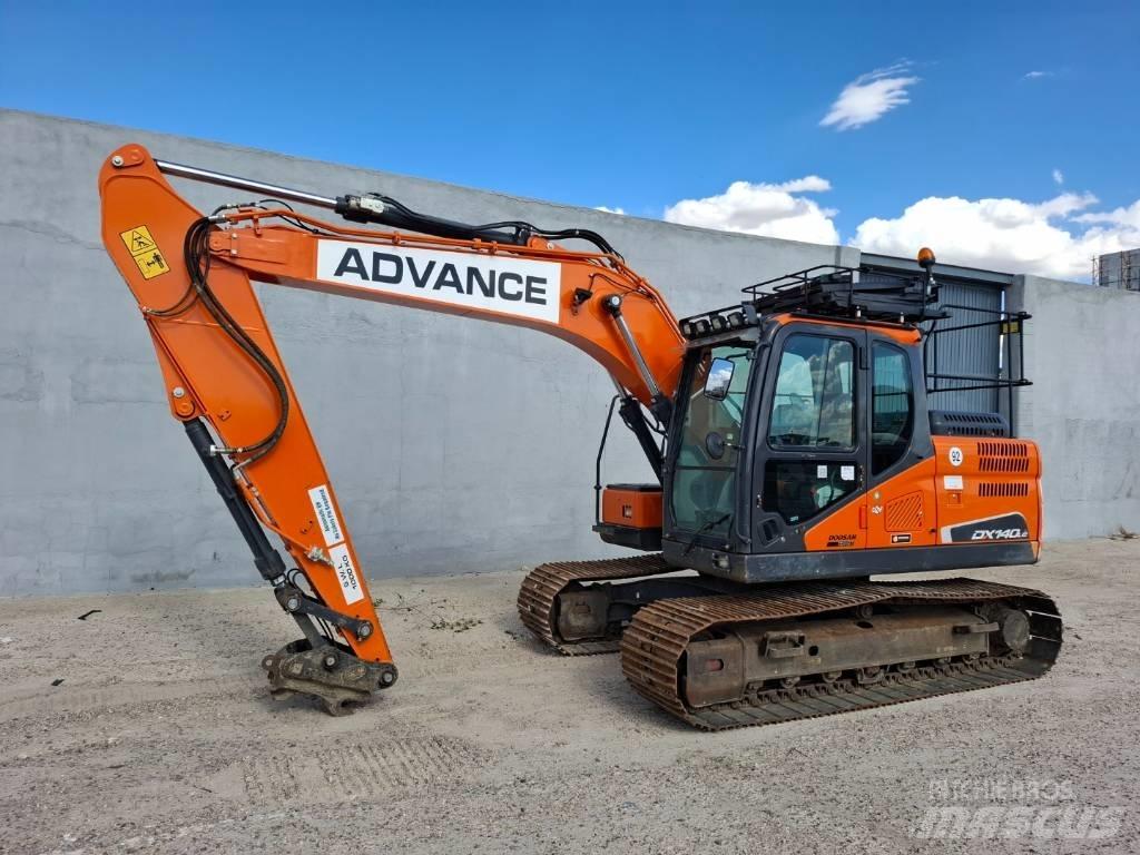 Doosan DX 140LC-5 حفارات زحافة