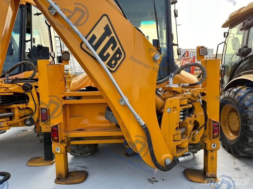 JCB 4 CX لوادر ذات جرافات عكسية