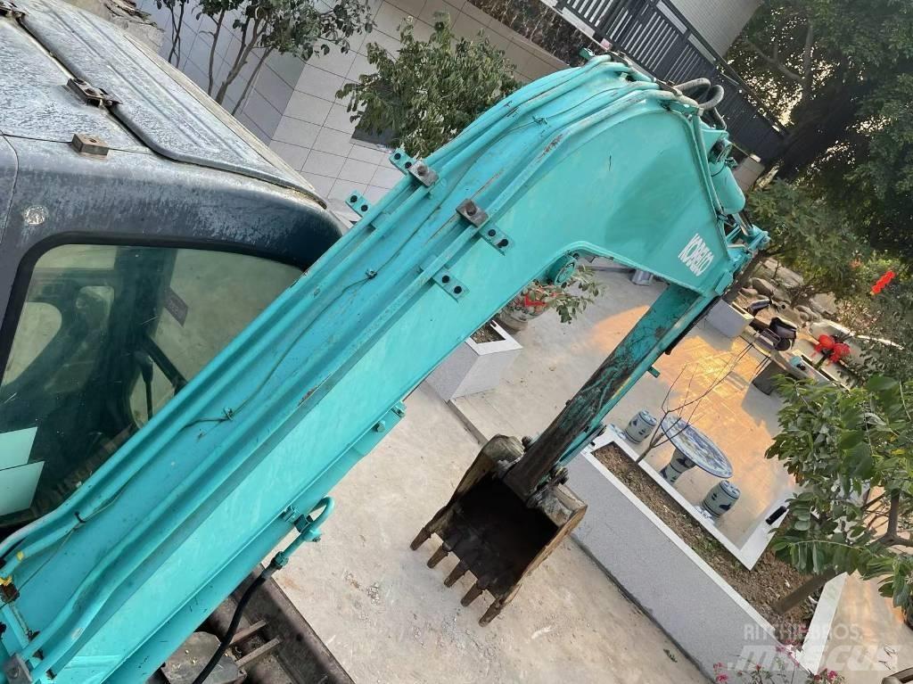 Kobelco SK 75 حفارات زحافة