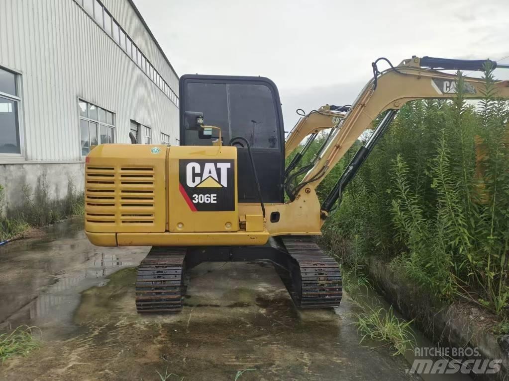CAT 306 حفارات صغيرة أقل من 7 طن (حفارات صغيرة)