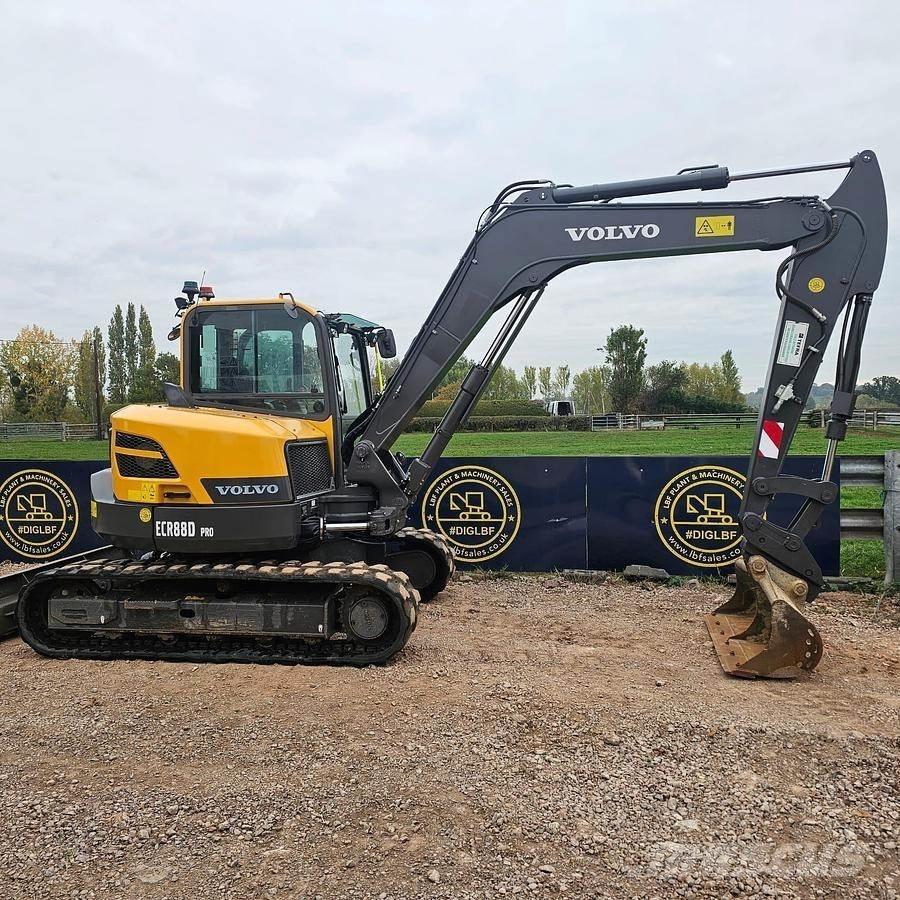 Volvo ECR88D PRO حفارات خاصة