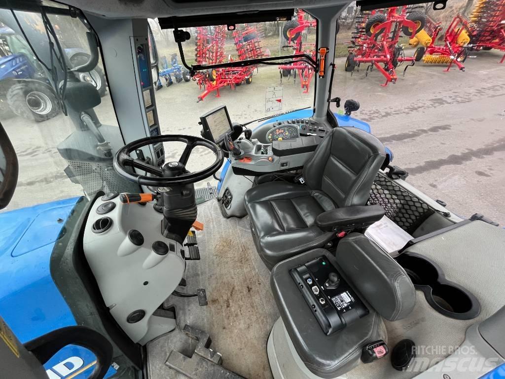New Holland T 8.410 الجرارات