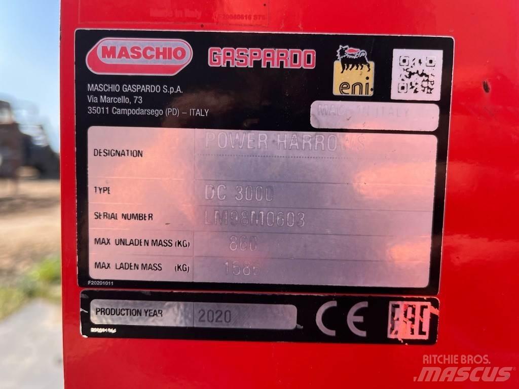 Maschio DC 3000 الكاسحات وقلابات التربة ذات المحركات