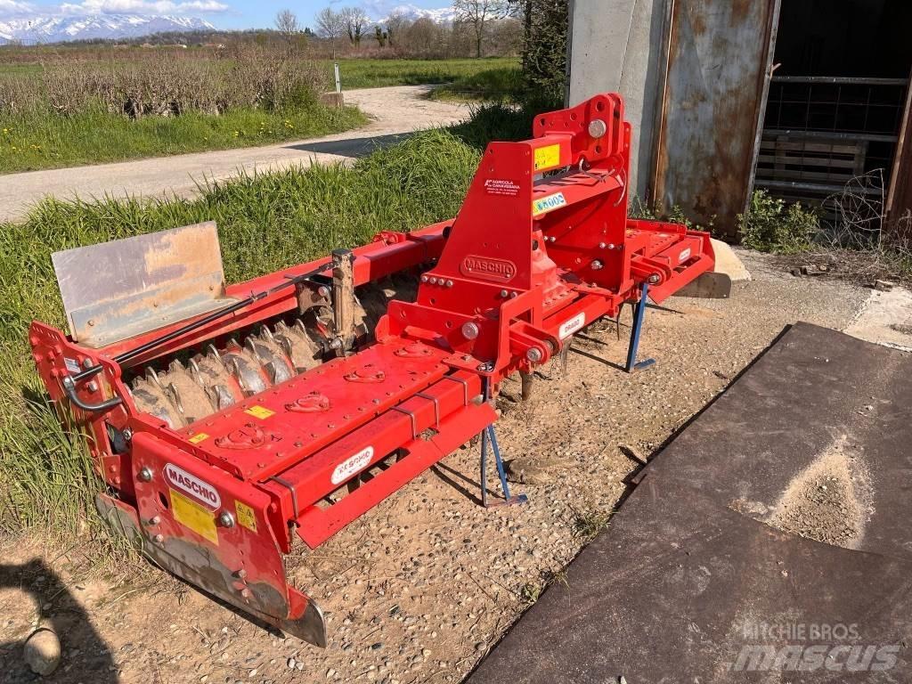 Maschio DC 3000 الكاسحات وقلابات التربة ذات المحركات