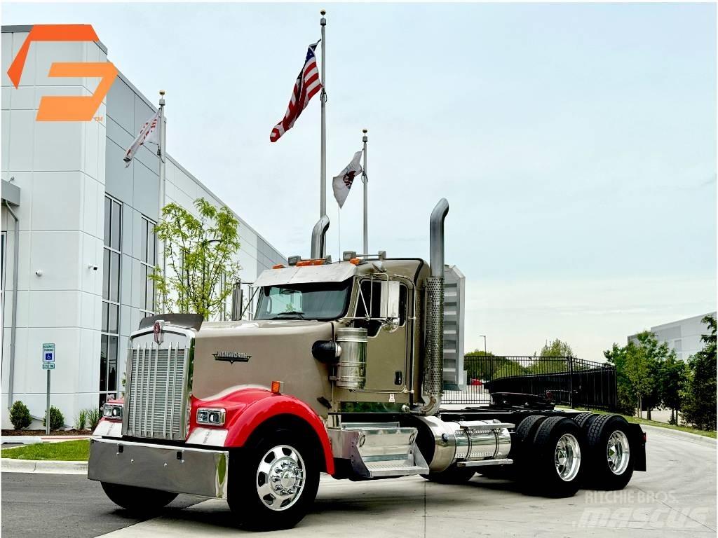 Kenworth W 900 وحدات الجر