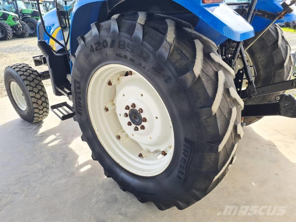 New Holland TL 80 A الجرارات