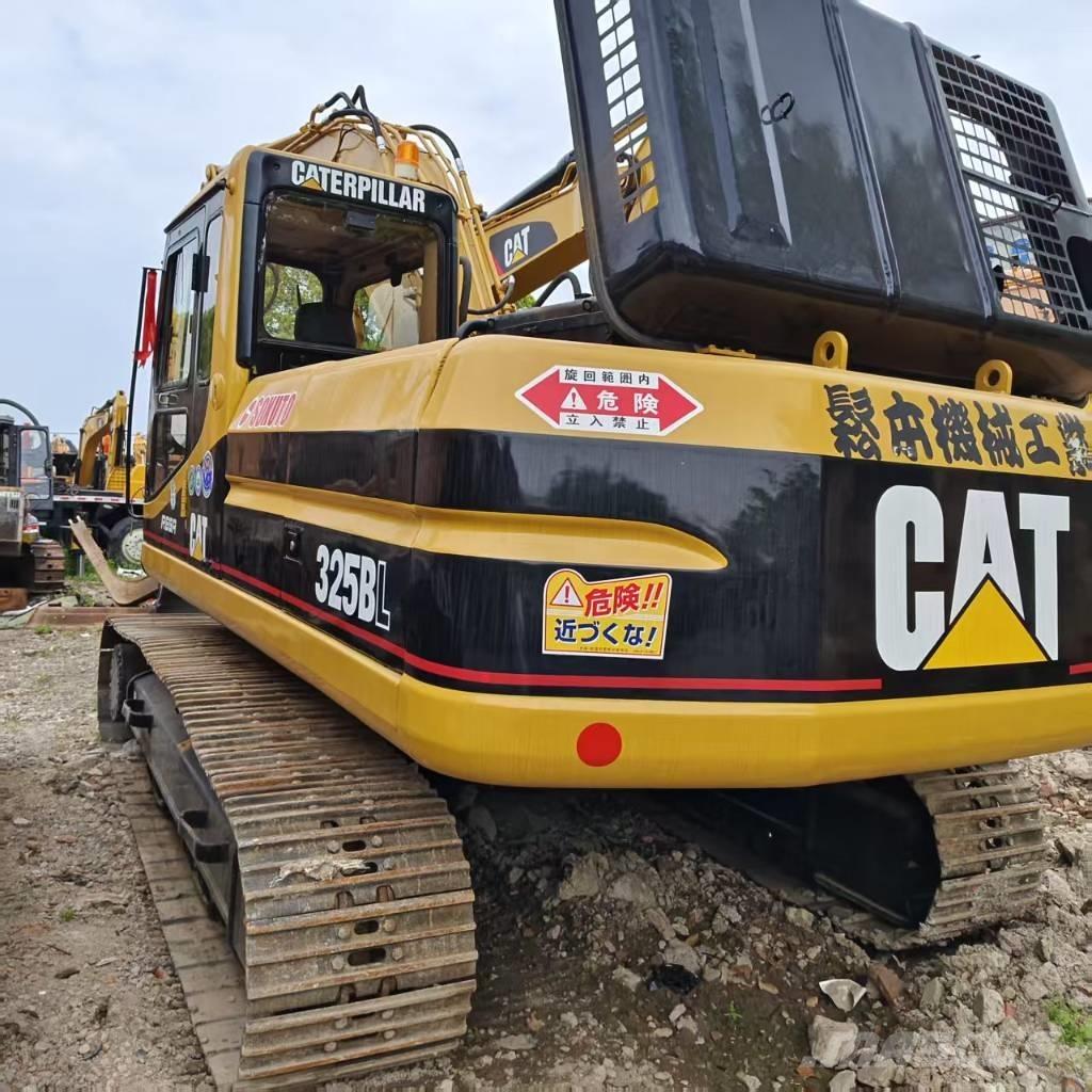 CAT 325 B L حفارات زحافة