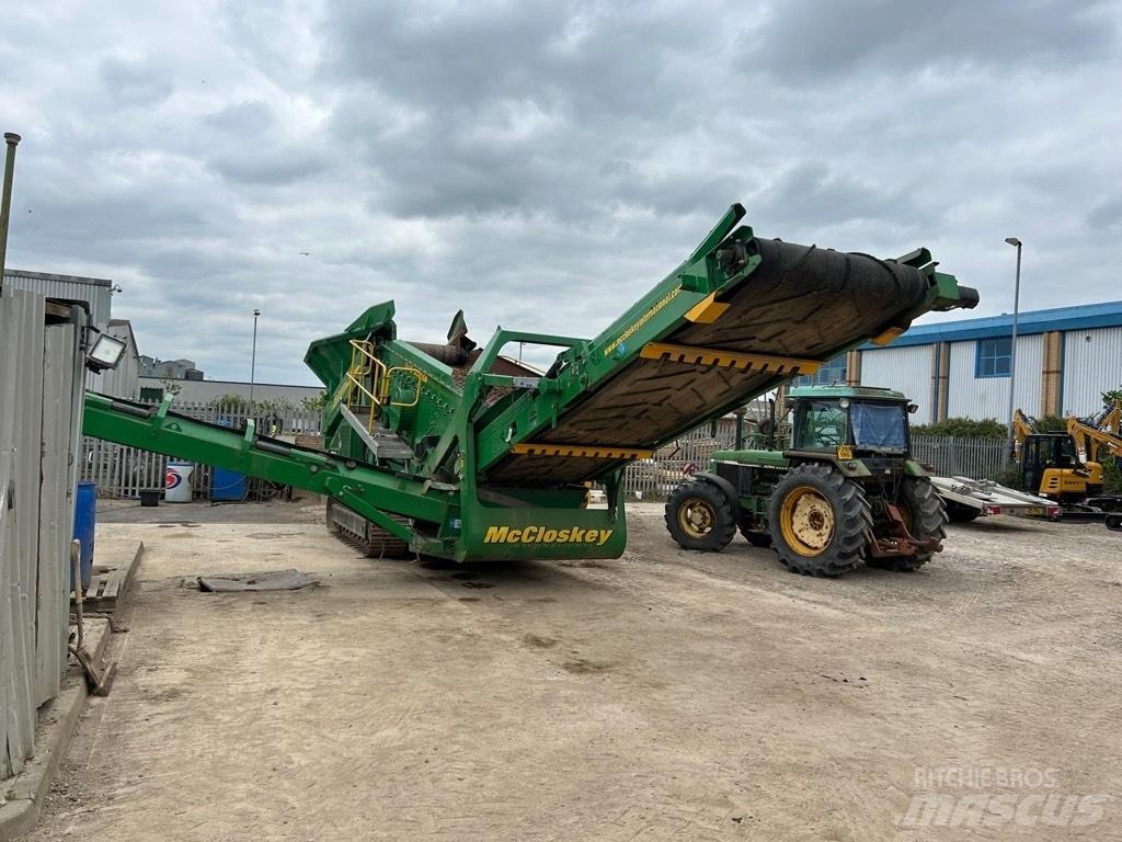 McCloskey R155 أجهزة فحص متنقلة