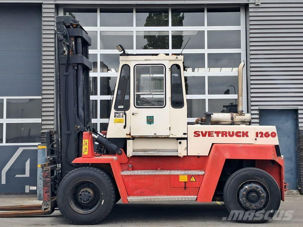 Svetruck 1260-30 شاحنات الديزل
