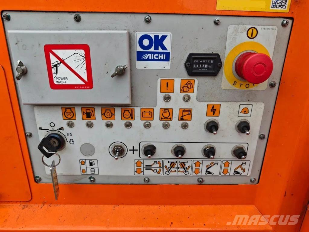 Aichi SR 21 AJ رافعات سلة تلسكوبية