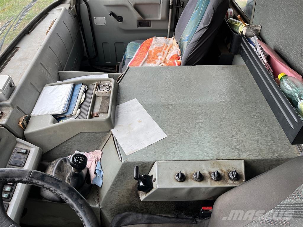 Tatra T 815 6X6 شاحنات قلابة