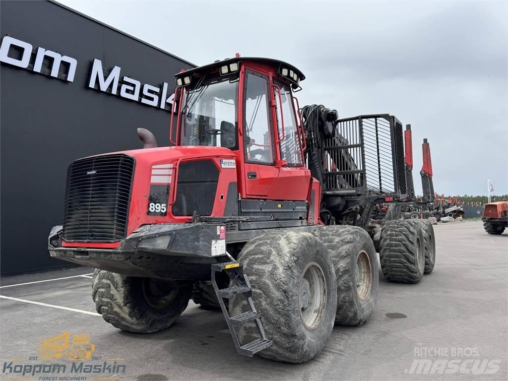 Komatsu 895 شاحنات