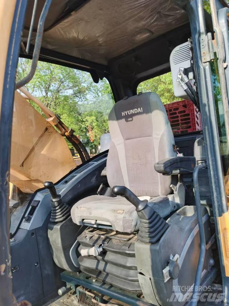 Hyundai 330LC-9s حفارات زحافة