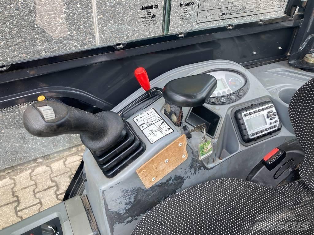 Bobcat E19 حفارات صغيرة أقل من 7 طن (حفارات صغيرة)
