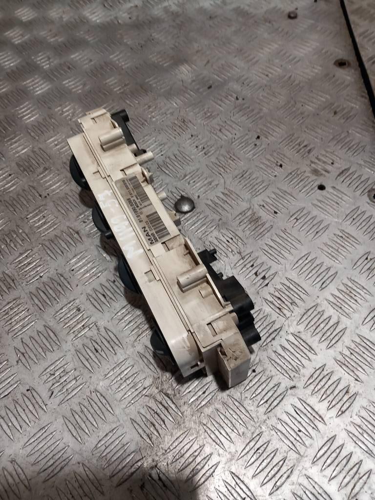 MAN TGM  81619096068 كابينة والداخلية