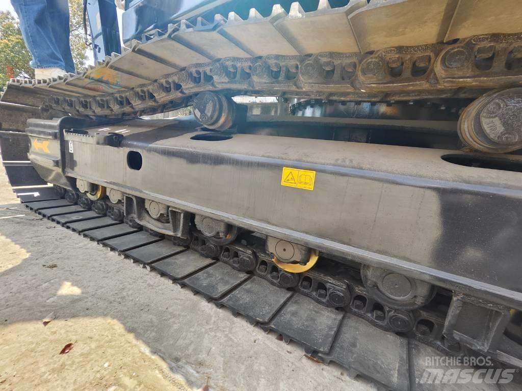 Volvo EC 380 D L حفارات زحافة