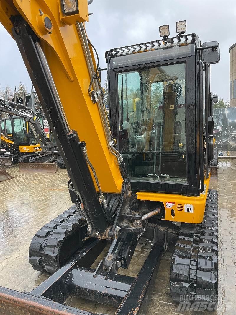 JCB 65R-1 حفارات صغيرة أقل من 7 طن (حفارات صغيرة)