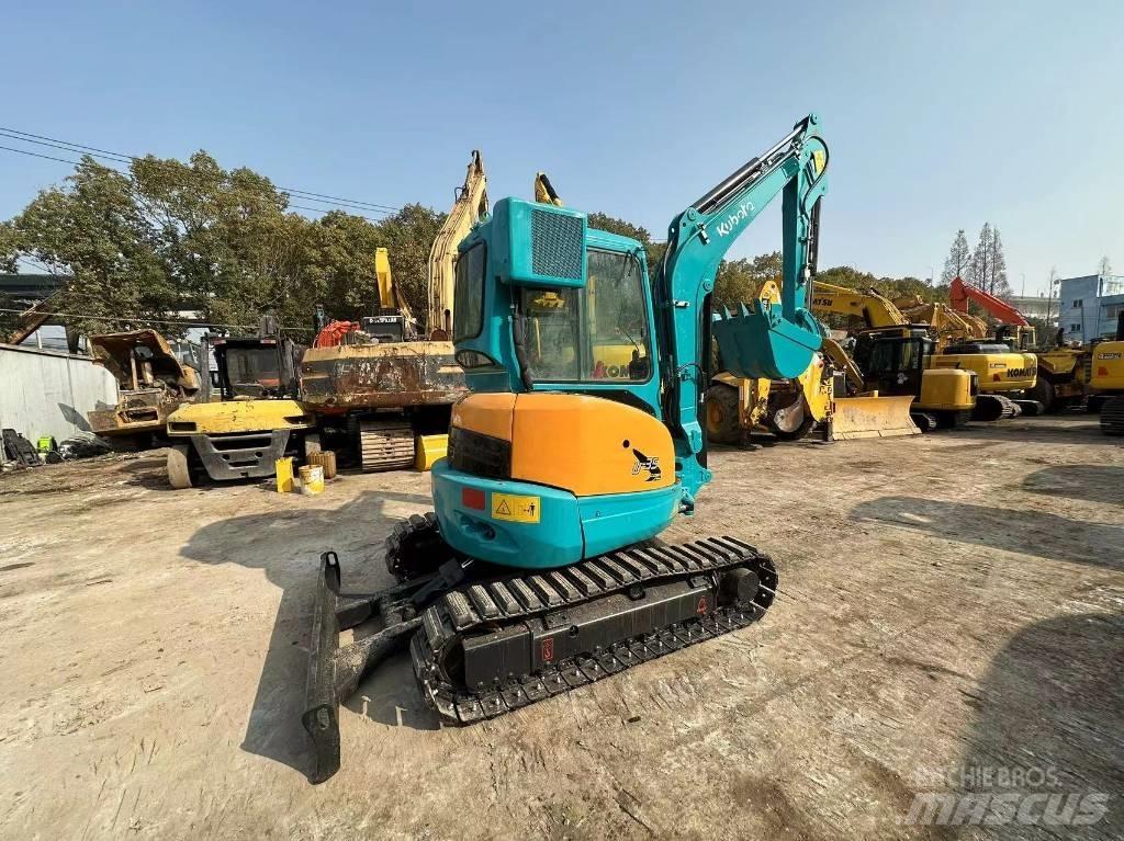 Kubota U 35 حفارات زحافة