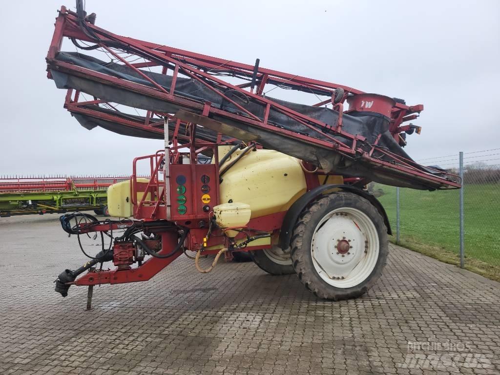 Hardi Twin 2800 الرشاشات