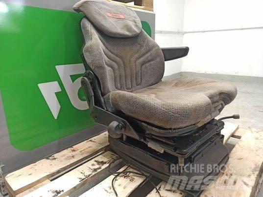 Valtra N 163 chair كابينة والداخلية
