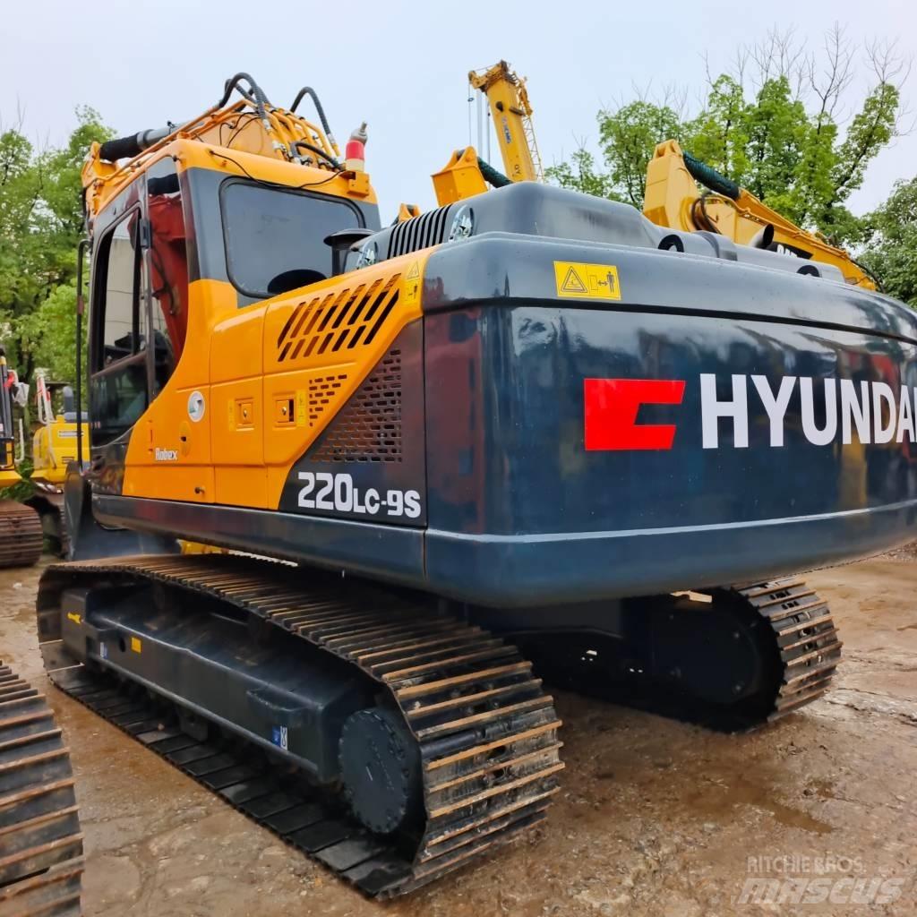 Hyundai 220lc-9s حفارات زحافة