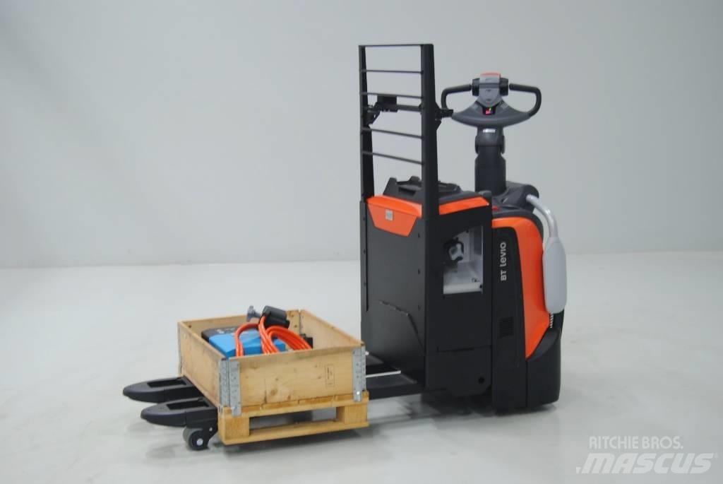 Toyota LPE220 معدات الرفع منخفض المستوى