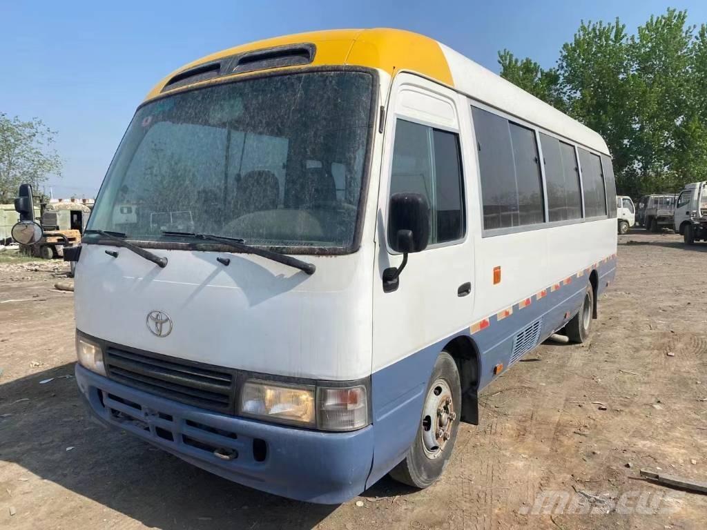 Toyota Coaster Bus حافلة صغيرة