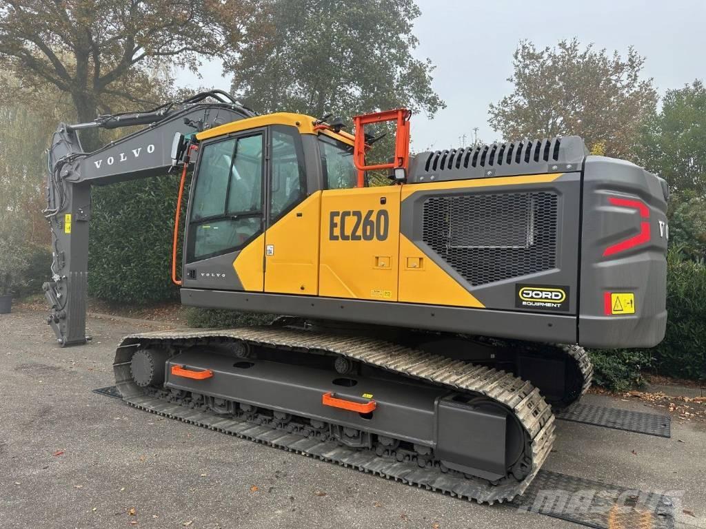 Volvo EC 260 حفارات زحافة