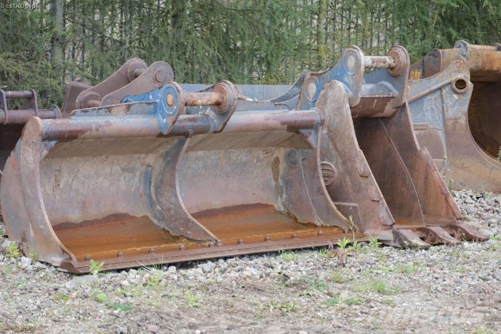 CAT 320 GC حفارات زحافة