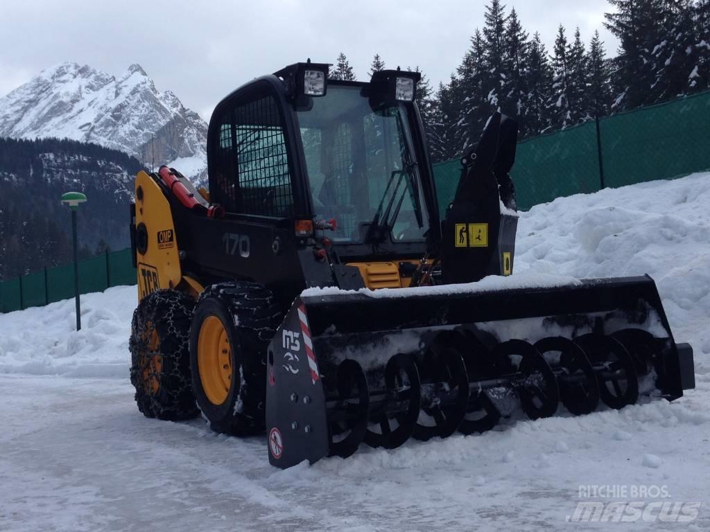 M3 Snow Blower MFN ماكينات أخرى لتجهيز الأراضي