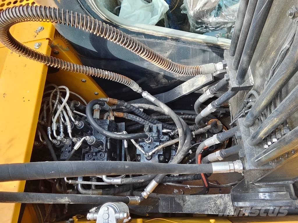 Hyundai Robex 150W حفارات بعجل