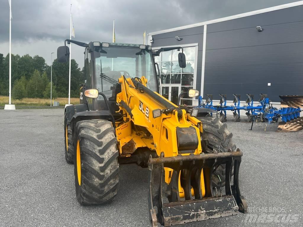 JCB TM 310 S مناولات متداخلة
