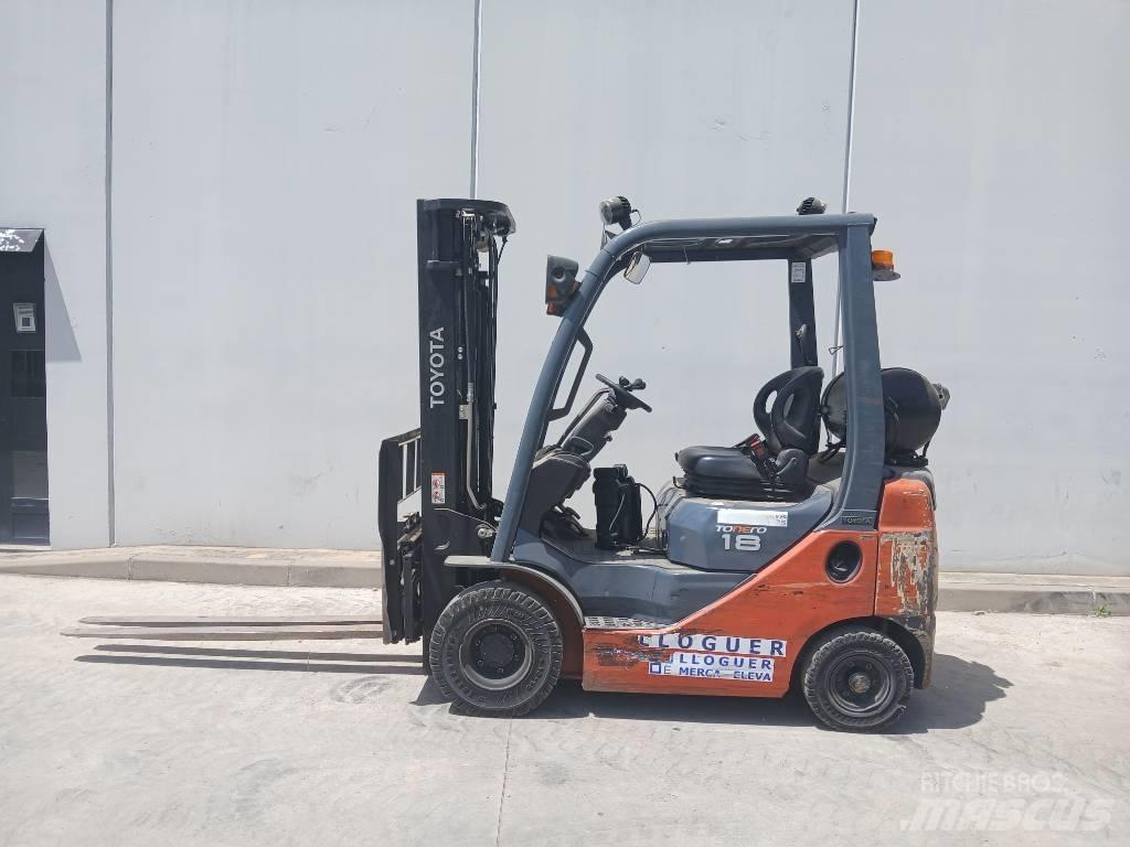 Toyota D02-8FG18 شاحنات LPG