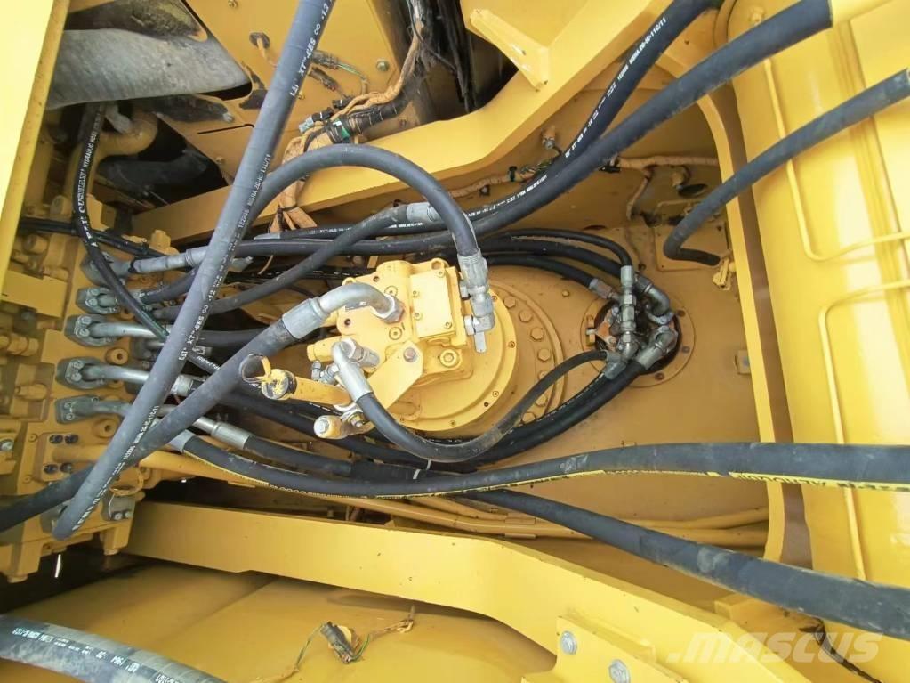 CAT 336 GC حفارات زحافة