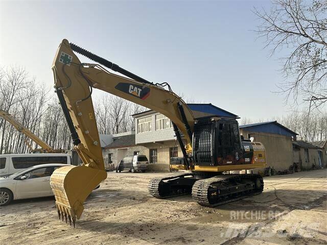 CAT 320D حفارات زحافة