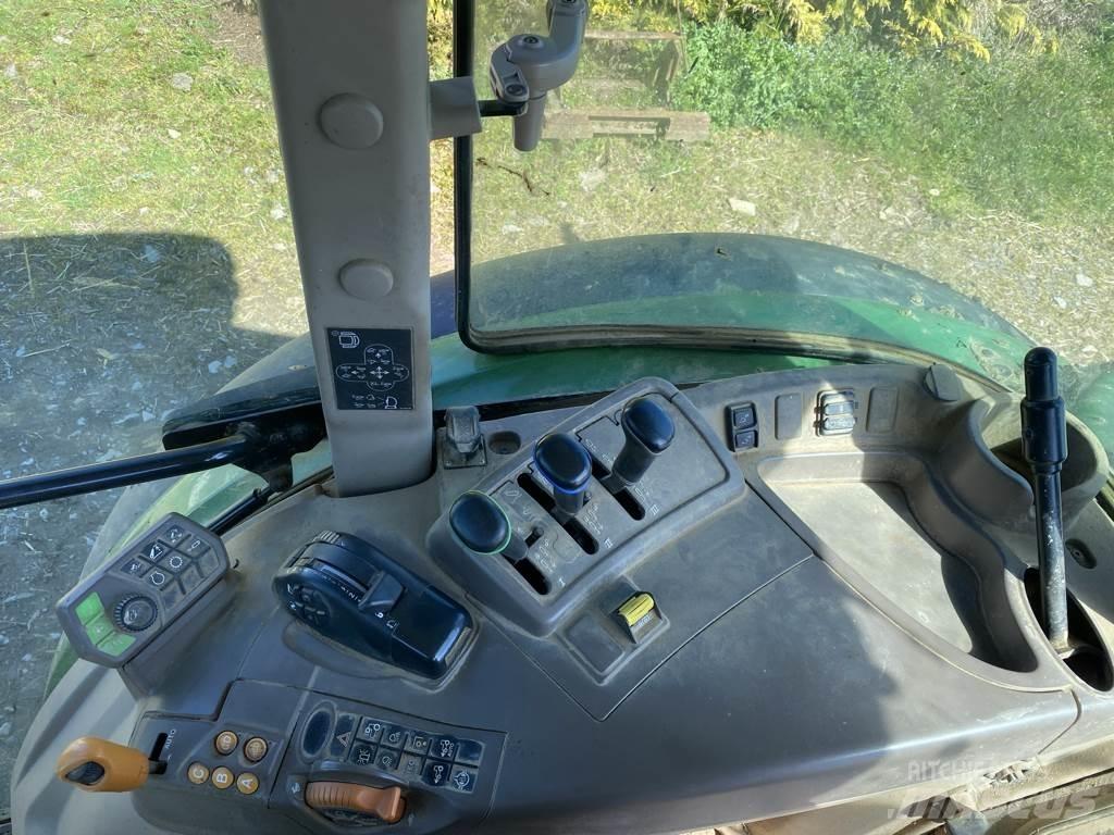 John Deere 5100 R الجرارات