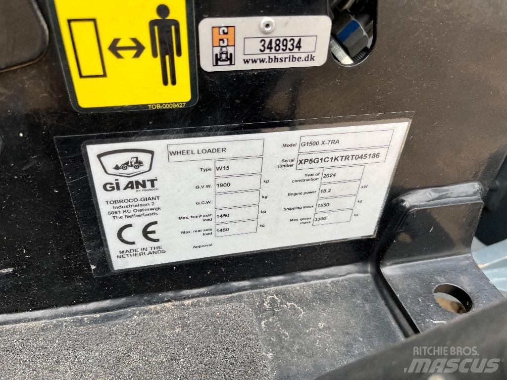 GiANT G 1500 X-tra لوادر بعجل