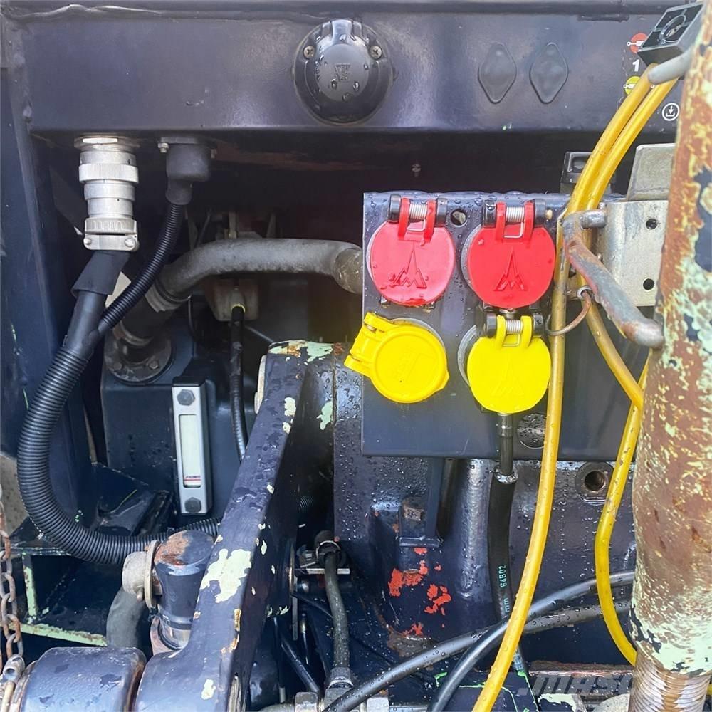 Deutz-Fahr DX 4.71 الجرارات