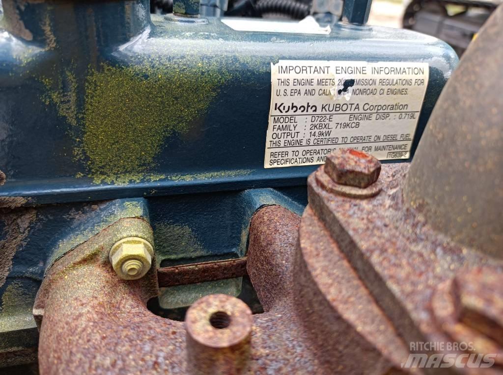 Bomag BW 90 AD-4 مداحل أحادية الأسطوانة