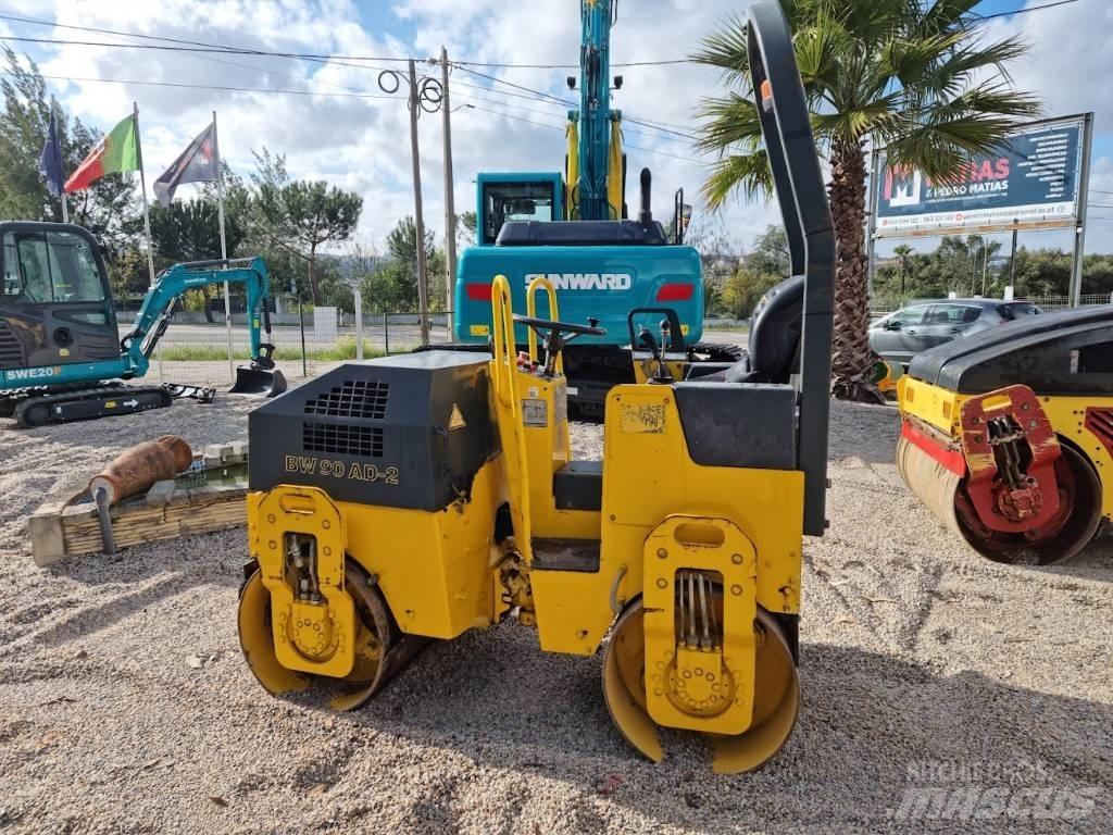 Bomag BW 90 AD-4 مداحل أحادية الأسطوانة