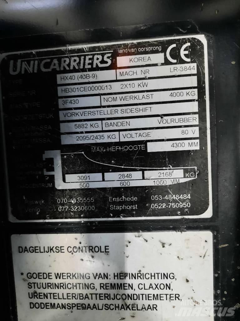 UniCarriers HX40 شاحنات ذات رافعات شوكية تعمل بالكهرباء